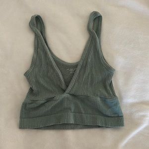 Urban outfitters XS/S cropped v neck seamless top